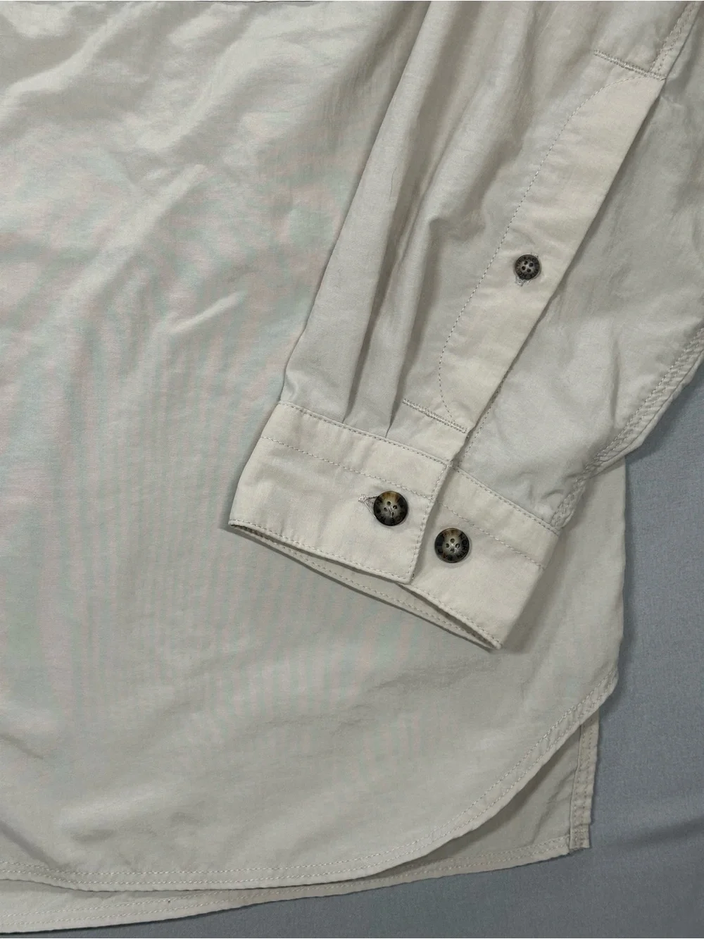 The North Face Utility Outdoor Roll-Tab Sleeve Button Down Shirt - Mens Medium